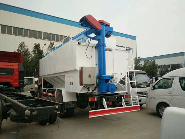 柳汽乘龙28方（14吨）电动饲料车