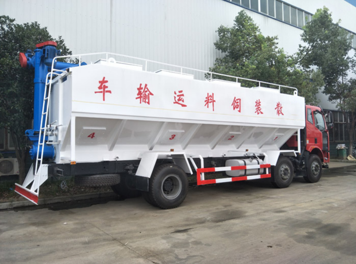 一汽解放小三轴30方（15吨）电动饲料车