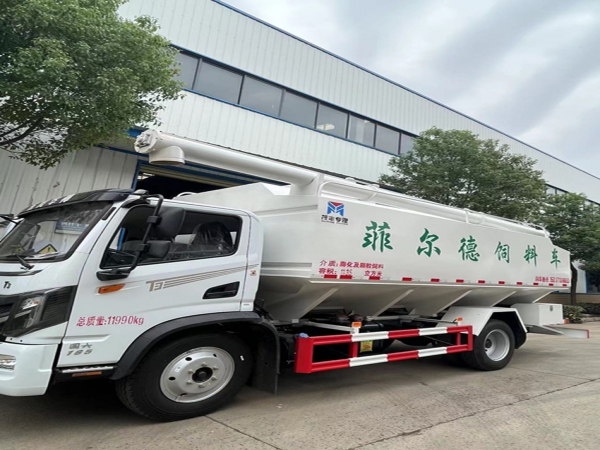 东风华神T3（16方）散装饲料运输车